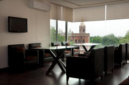 Hotel One Downtown Lahore - image 12