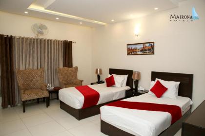 Mairona Hotel Gulberg - image 10