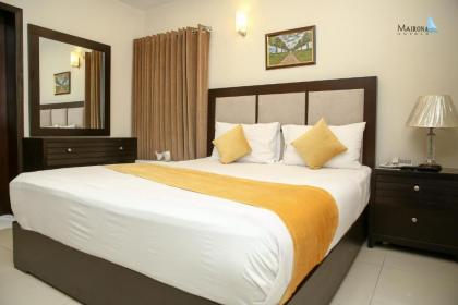 Mairona Hotel Gulberg - image 12