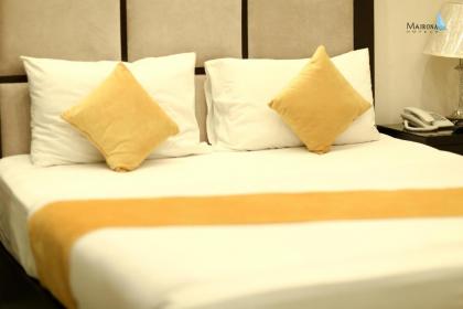 Mairona Hotel Gulberg - image 20