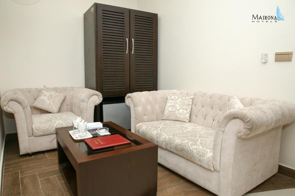 Mairona Hotel Gulberg - image 7