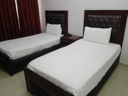 Hotel Tulip Inn Faisal Town - image 6