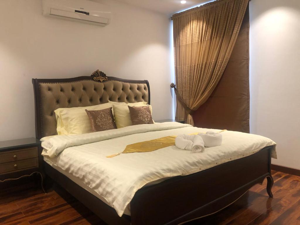 Royal Two Bed Room Luxury Apartment Gulberg - main image