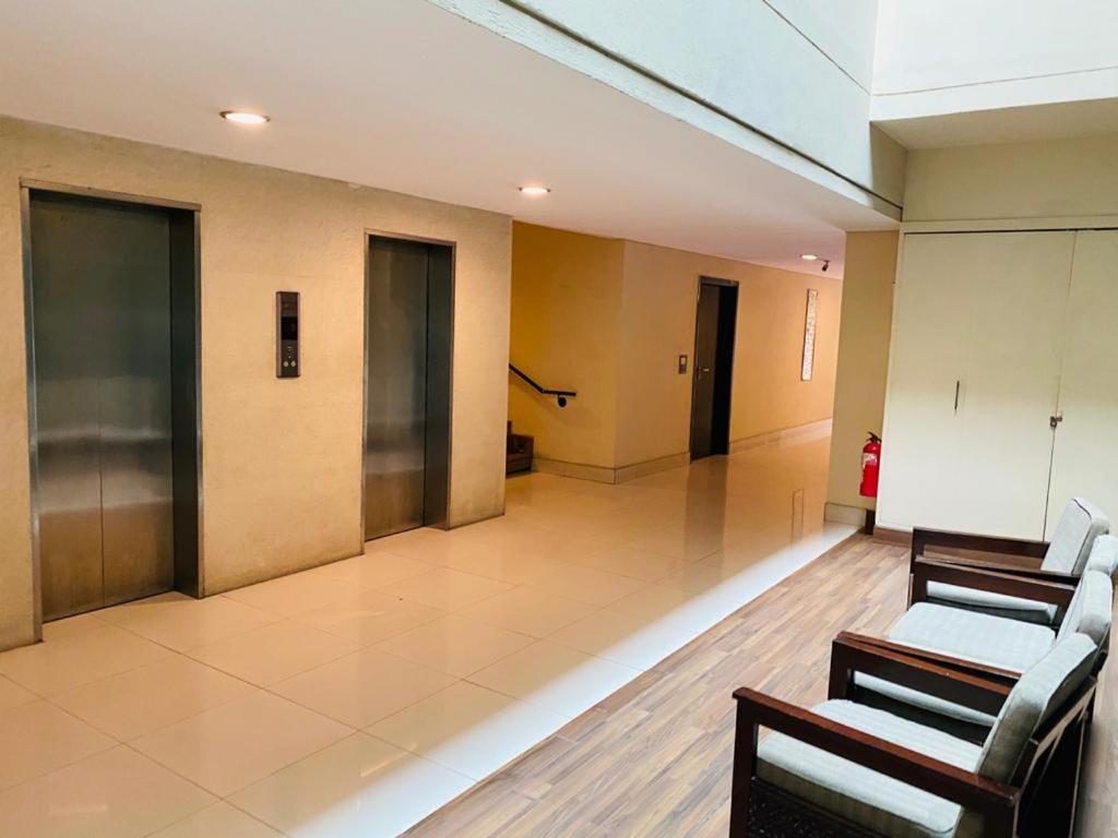 Royal Two Bed Room Luxury Apartment Gulberg - image 4