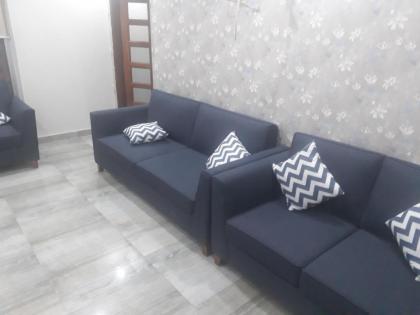 One Bed Furnished Apartment 502 - image 10