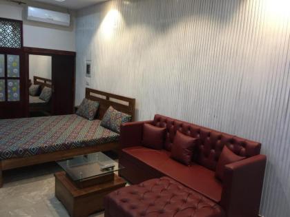 One Bed Studio Apartment near Shaukat Khanum - image 20