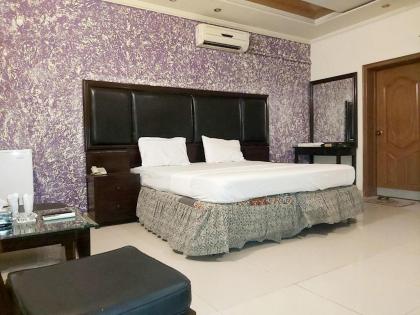 New Look Hotel - image 9