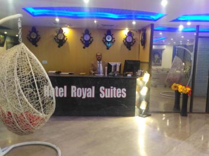 Hotel Royal Suites - image 2