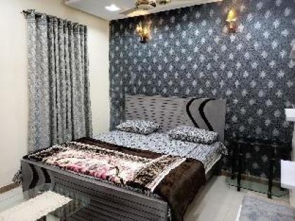 Fully Furnished 2BR Modern House at Prime Location Lahore 