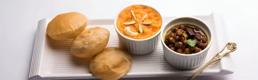 Where to Find the Best Halwa Puri Place in Lahore: A Breakfast Lover’s Guide