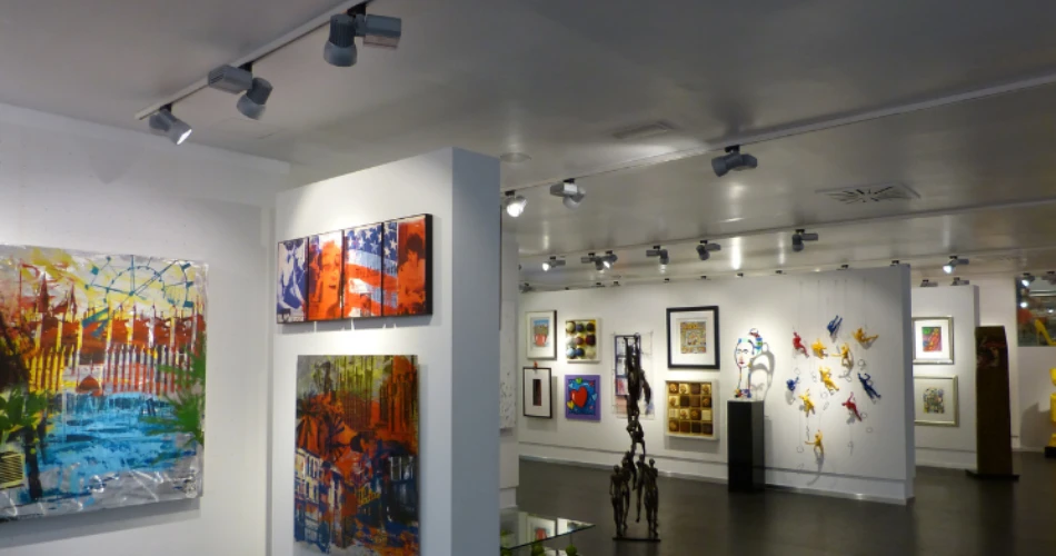 Exploring Lahore's Vibrant Art Scene: 10 Must-Visit Art Galleries