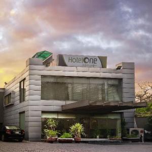 Hotel One the mall