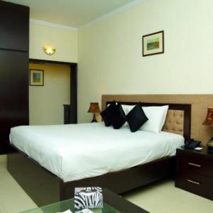 Royal Elegance Hotel
