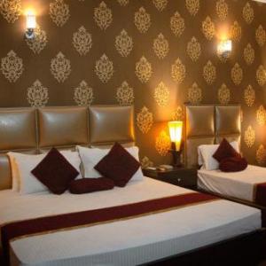 mall View Hotel Gulberg