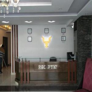 The Rich Hotel