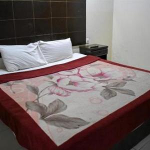 mid Land Hotel