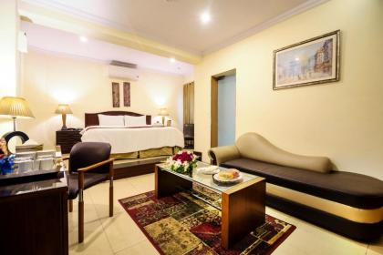 Hotel One The Mall - image 13