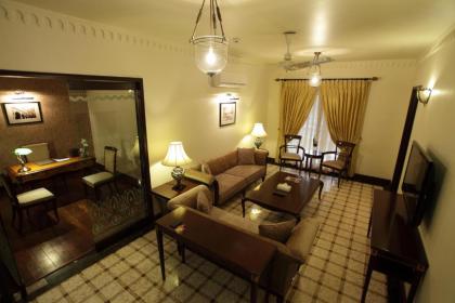 Heritage Luxury Suites All Suite Hotel - image 14