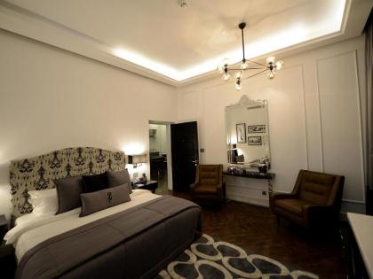 The Nishat Hotel - image 10