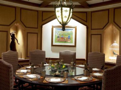 Avari Lahore Hotel - image 14