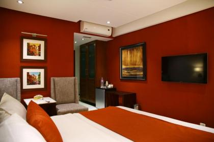 Lahore Continental Hotel - image 13