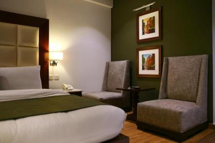 Lahore Continental Hotel - image 2