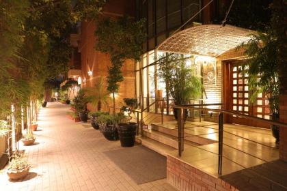 The Residency Hotel - image 5