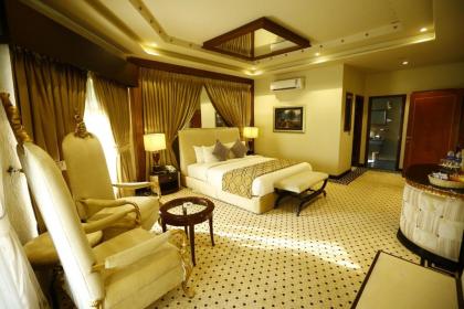 Bahria Grand Hotel & Resort - image 4