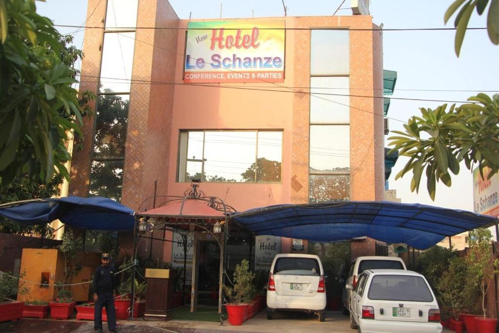 HOTEL THE LESCHANZE - image 4