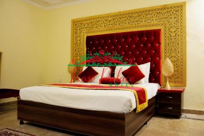 Rose Palace Hotel - image 16