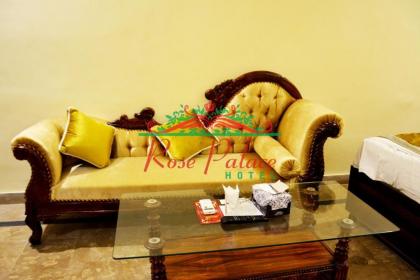 Rose Palace Hotel - image 3