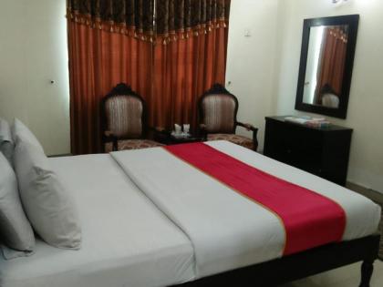 Hotel Tourist Inn - image 16