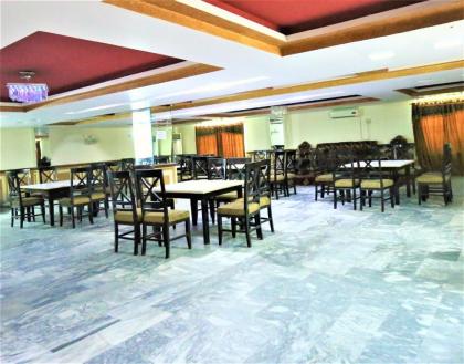 Hotel Tourist Inn - image 7