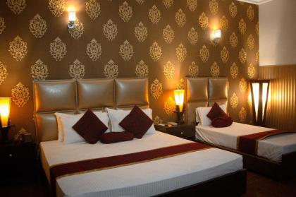 Mall View Hotel - image 1