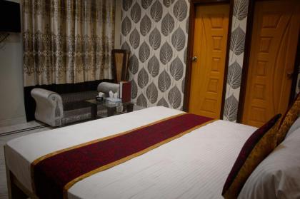 Mall View Hotel - image 10