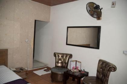 Hotel Premier Inn Davis Road - image 12