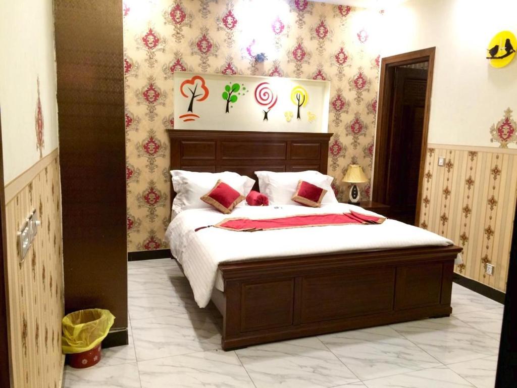 Hotel Premier Inn Johar Town Lahore - image 6