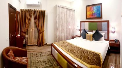 Hayyat Luxury Apartments - image 13