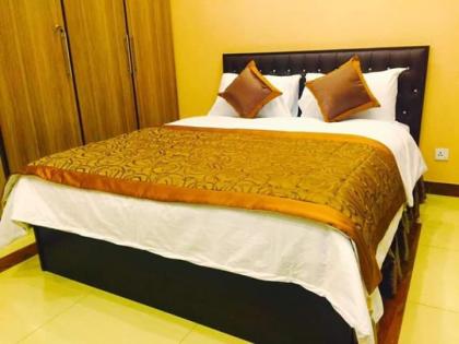 Hayyat Luxury Apartments - image 4
