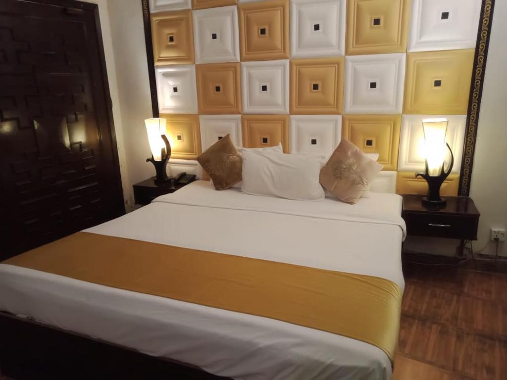 Green Fort Hotel Gulberg - main image