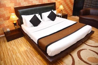 Green Fort Hotel Gulberg - image 10