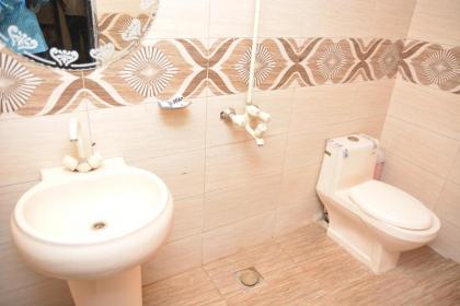 Green Fort Hotel Gulberg - image 14