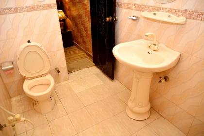 Green Fort Hotel Gulberg - image 20
