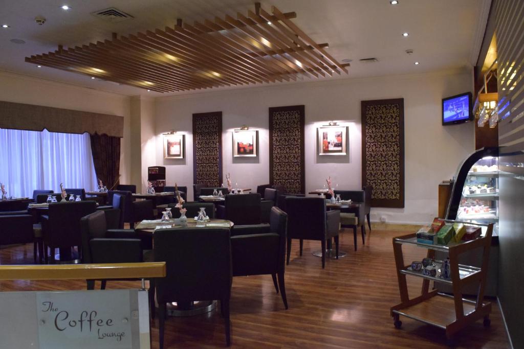 Park Lane Hotel Lahore - image 2