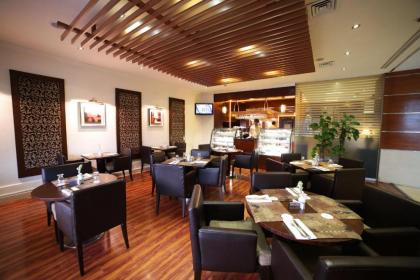 Park Lane Hotel Lahore - image 5