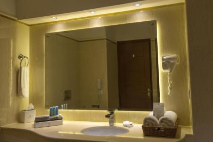 Luxus Grand Hotel - image 7