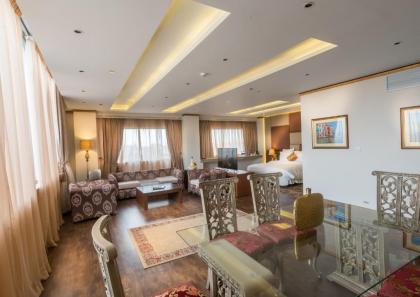 Luxus Grand Hotel - image 8