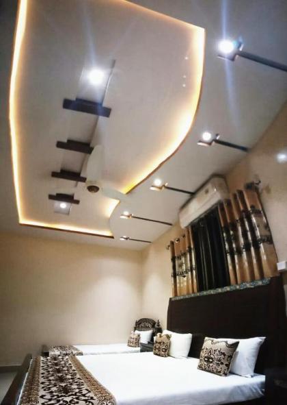 Grand Palace Hotel - image 15