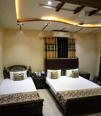 Grand Palace Hotel - image 16