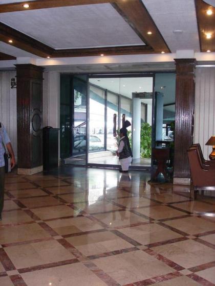 Ambassador Hotel Lahore - image 15